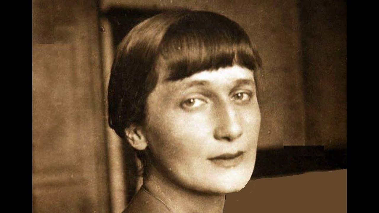 ANNA AJMÁTOVA (1889 – 1966)