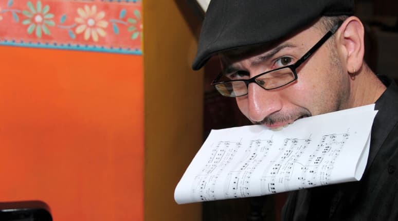 GONZALO GRAU: “ME AMO SIEMPRE, PERO ME GUSTA SENTIRME AMADO”