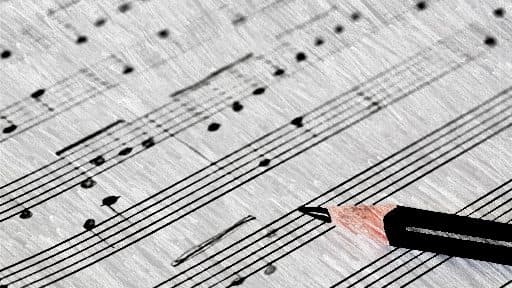 ¿PROHIBIR LA MÚSICA?