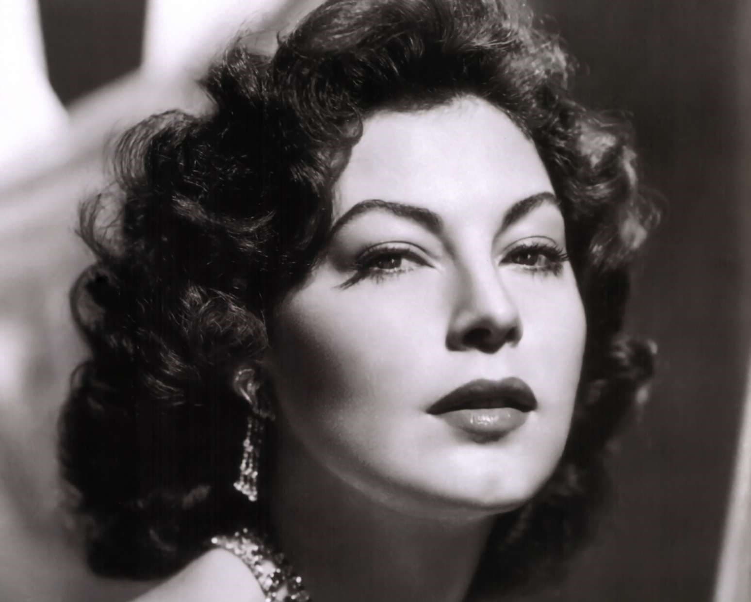Ava Gardner (1922 – 1990)
