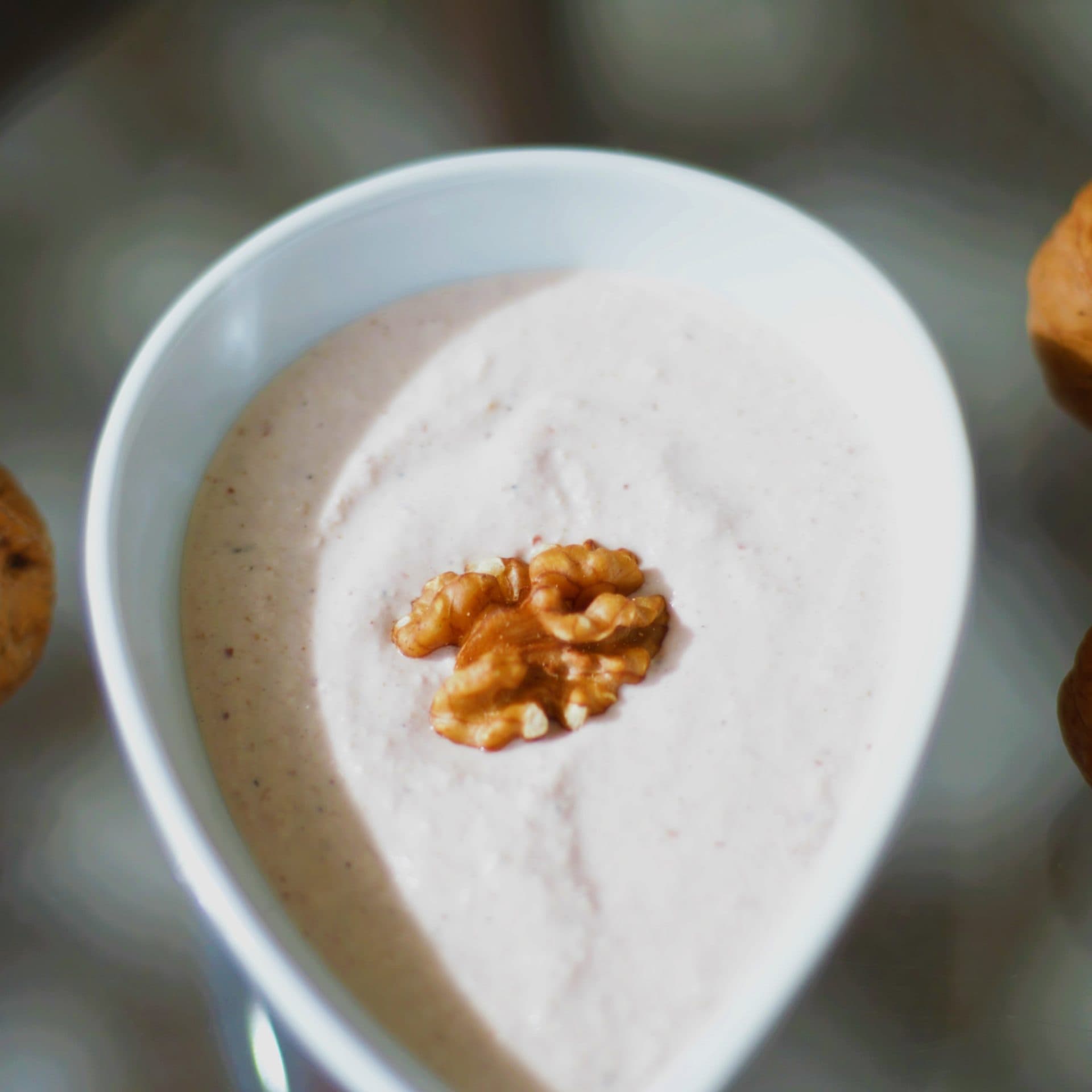 ADEREZO DE NUECES