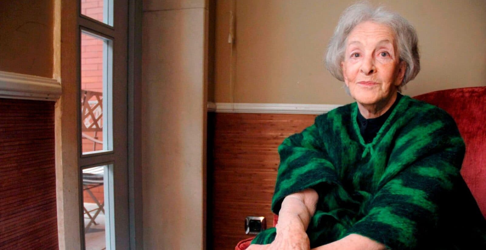Pensamiento crítico y poesía | Ida Vitale (1923-)