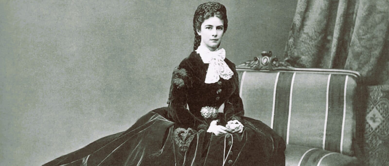 La emperatriz de las dificultades | Isabel de Baviera (1837-1898)