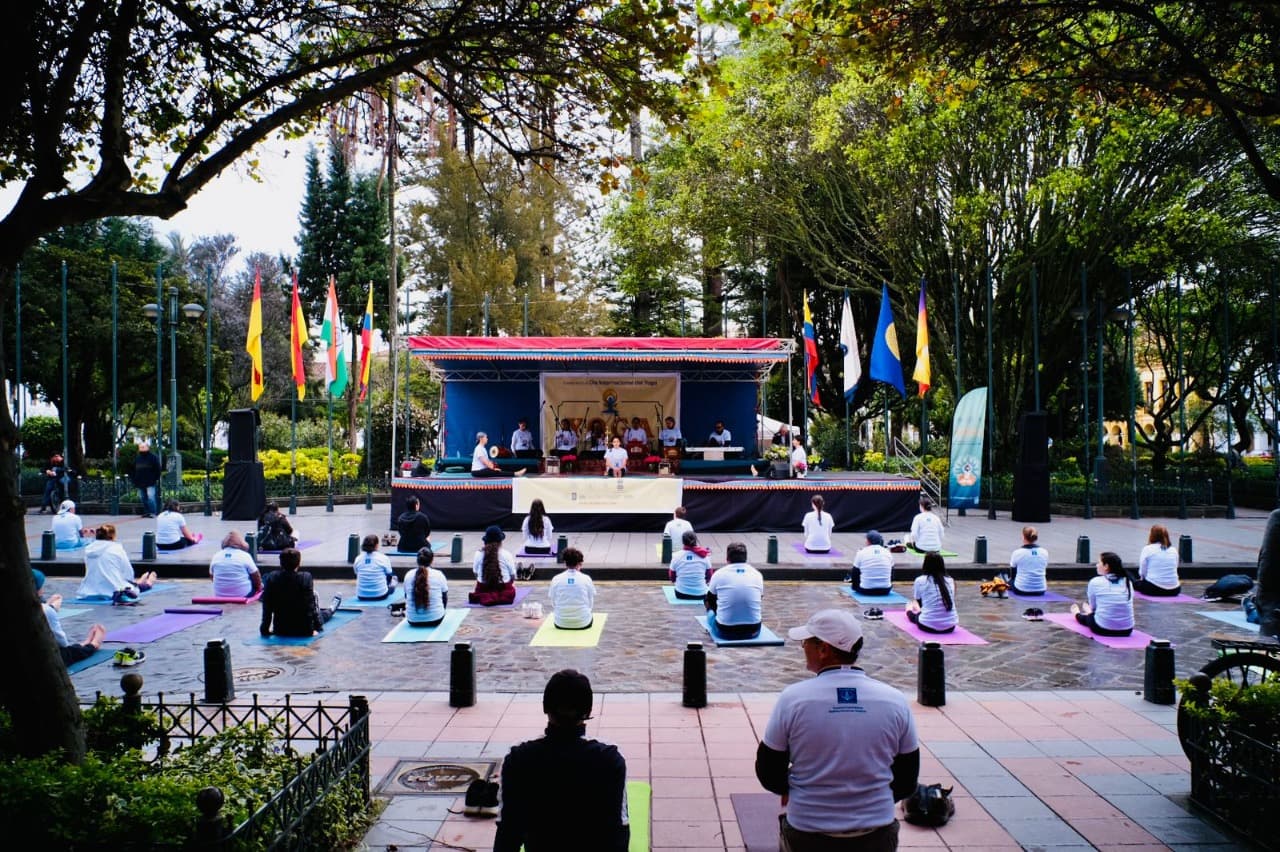 EL YOGA ACTIVÓ SUS CIRCUITOS DE LUZ
