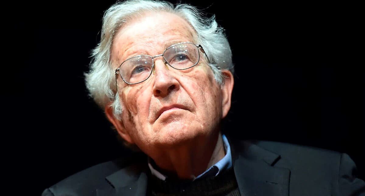 Lingüista liberal de izquierda | Noam Chomsky (1928-)