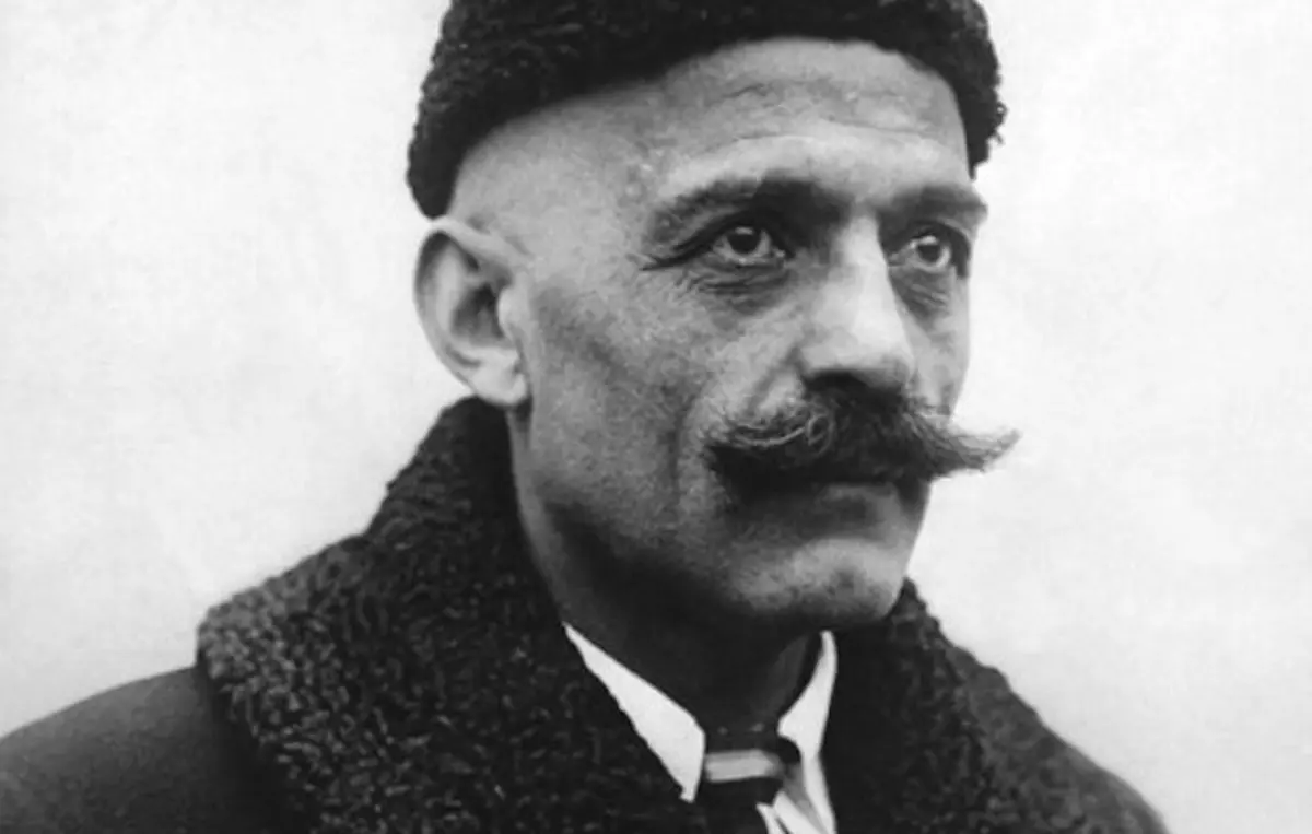 «SONIDOS DEL DESPERTAR: GURDJIEFF Y SU LEGADO ESPIRITUAL»