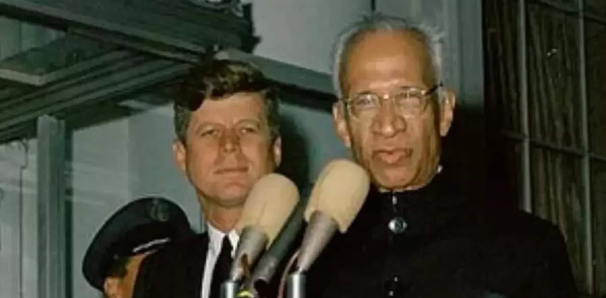 Entretejiendo a Oriente y Occidente | Sarvepalli Radhakrishnan (1888-1975)