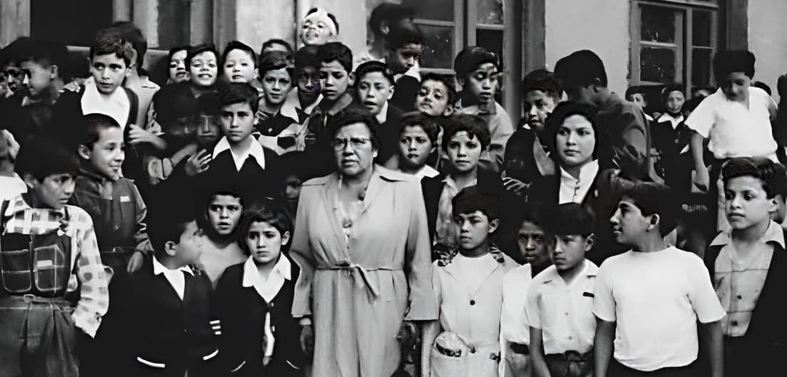 Una historia universal | Eulalia Guzmán Barrón (1890-1985)