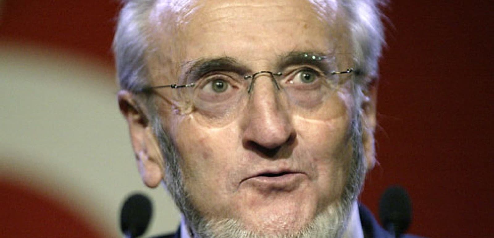 Premios, humor y poesía | Álvaro Pombo (1939-)